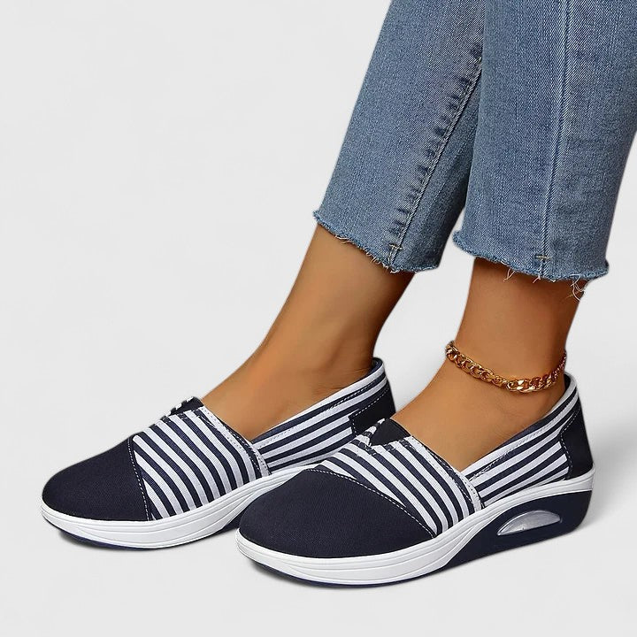 ORLYNITHRA – ORTHOPEDIC SNEAKERS