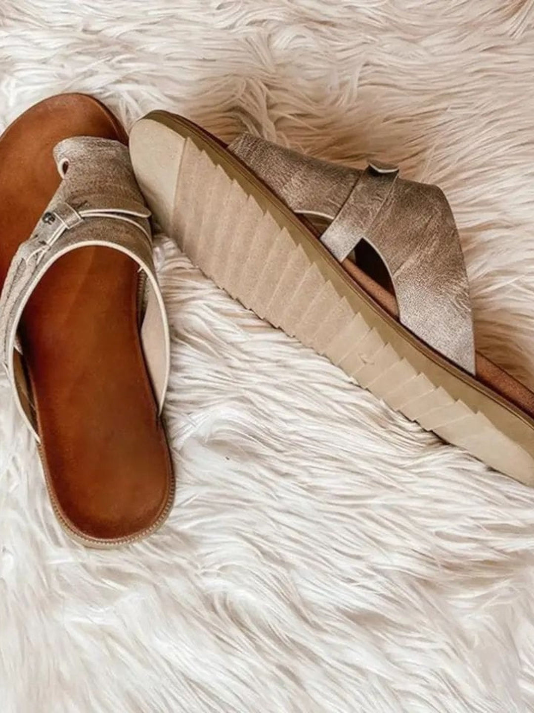 SURI – ORTHOPAEDIC COMFORTABLE SANDALS