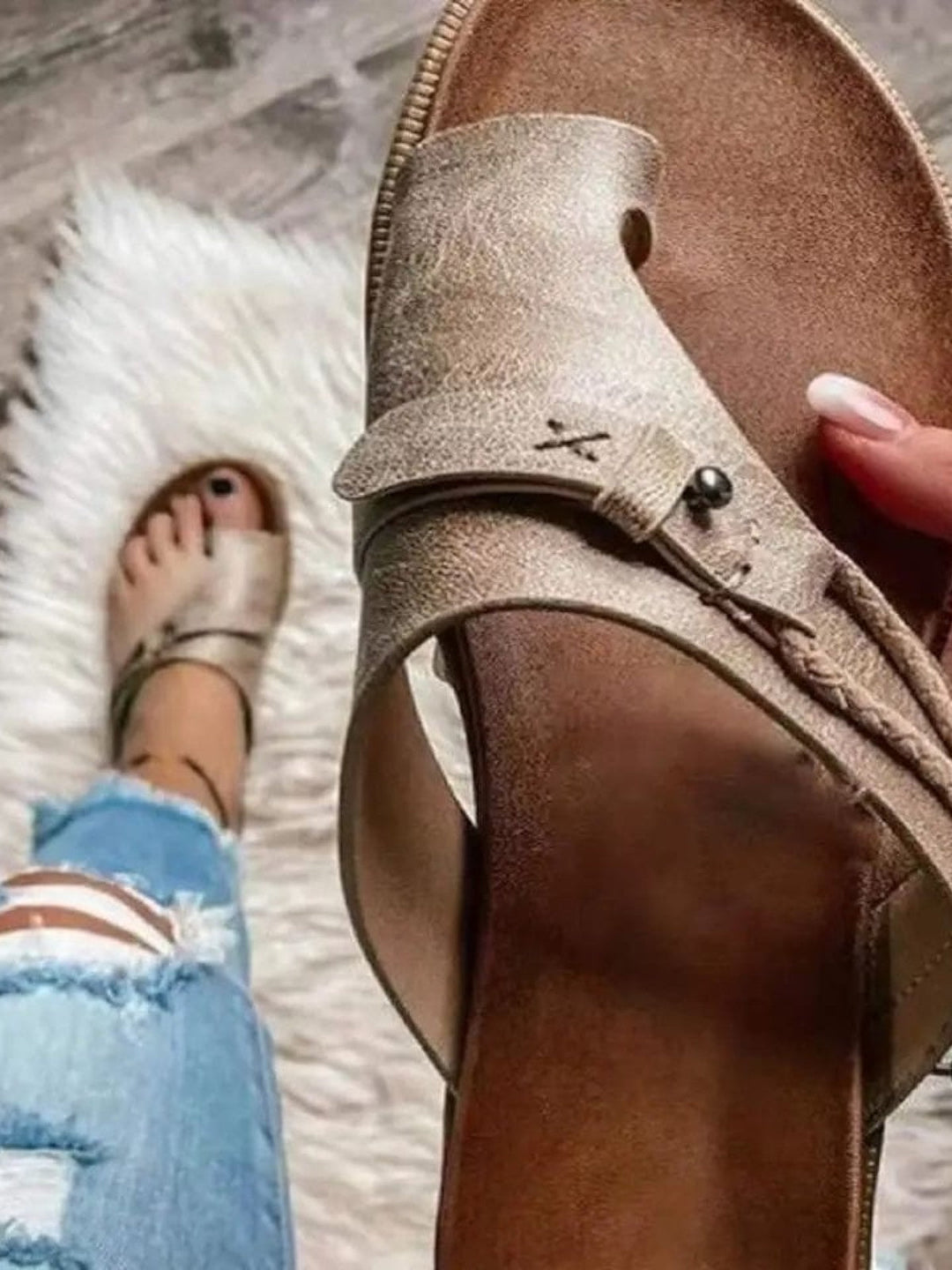 SURI – ORTHOPAEDIC COMFORTABLE SANDALS