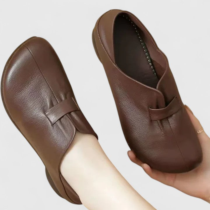 ELYNDRIA – ORTHOPAEDIC LOAFERS